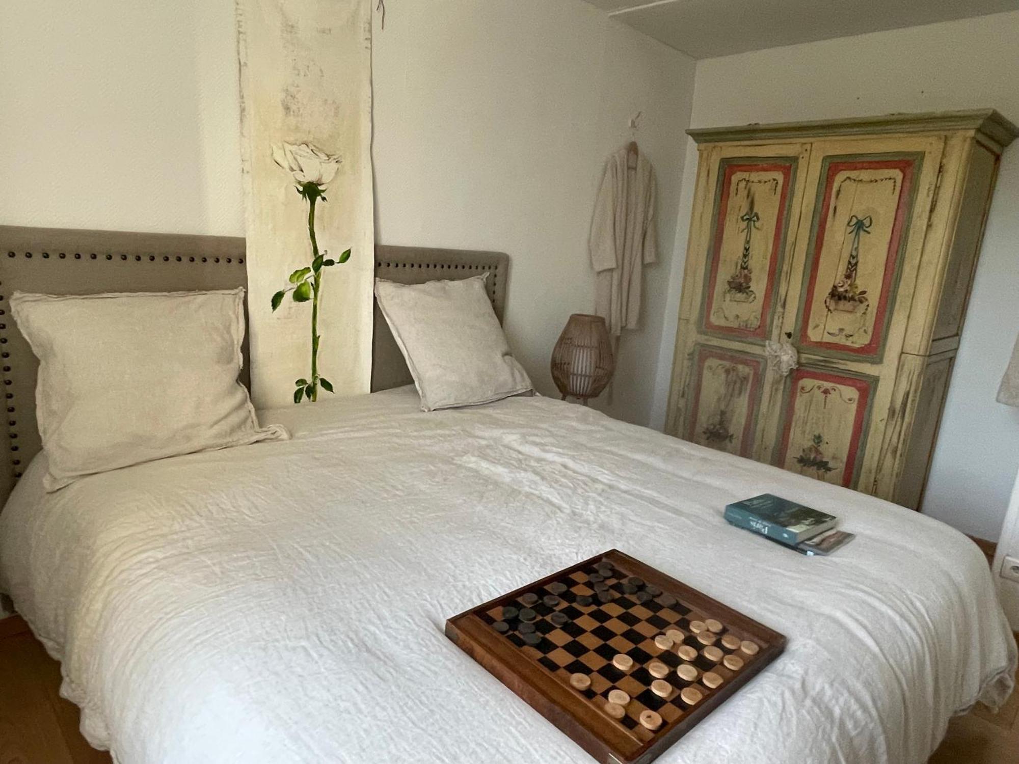 Domaine Spa Perret-Chateau Artdeco Mastersuite En B&B Et-Ou Gite De Charme-Giverny A 3Mn-Jardins Monet-Le Vexin-Piscine Ete-Parc 3Ha-Aire De Jeux Enfants-Pingpong-Options Breakfast-Diner-Billard-Sauna-Fitness-Hammam-Promo 2Nuits En Sus Jacuzzi 1H Off Sainte-Genevieve-les-Gasny Pokój zdjęcie